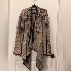 Knox Rose Black and Tan Patterned Cardigan